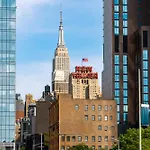 The New Yorker Hotel, A Lotte Hotel
